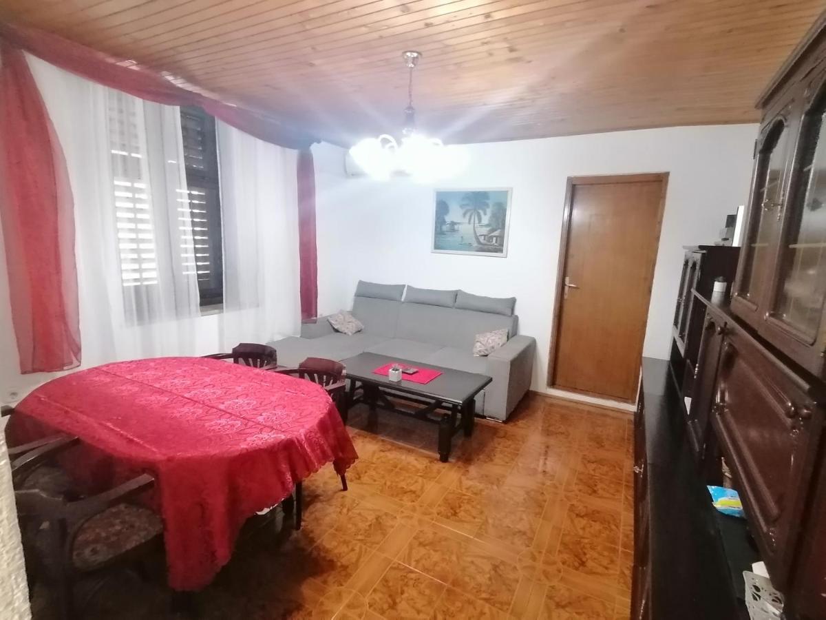 Apartman Zepina Pula Zewnętrze zdjęcie